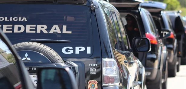 PF deflagra operação no Piauí e mais 11 estados contra grupo acusado de falsificar diplomas