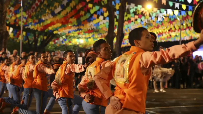 Com origem europeia, festas juninas misturam devoção, comidas e danças