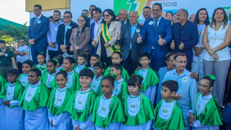 Homenagem à Piripiri pelos seus 115 anos é celebrado por autoridades e população