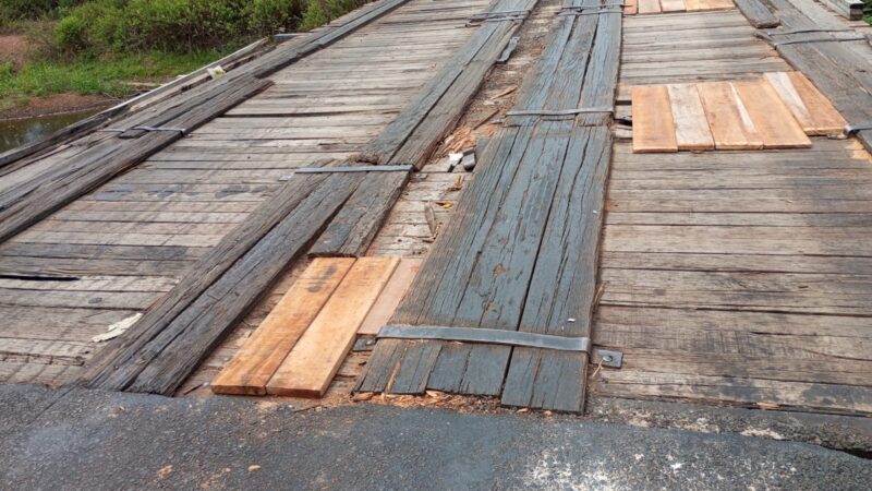Ponte de madeira na BR-222, entre Piripiri e Barras vai passar por reforma após risco de desabamento