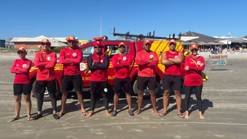 Operação Veraneio reforça segurança nas praias do litoral piauiense e alerta para riscos com caravelas portuguesas
