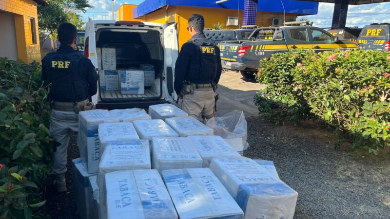 PRF apreende 19 mil maços de cigarros contrabandeados em Piripiri