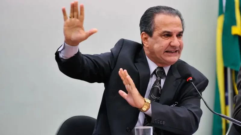 Moraes determina busca e apreensão contra Silas Malafaia