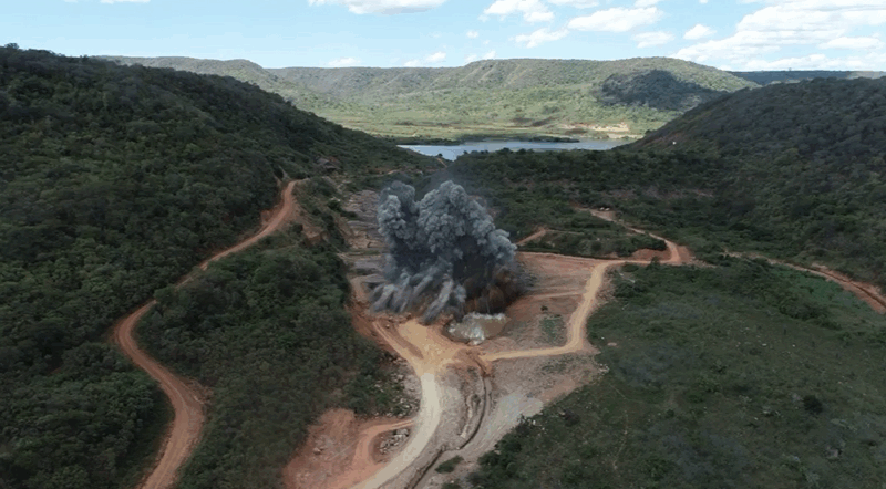 Obra da Barragem Nova Algodões avança com detonações controladas em Cocal