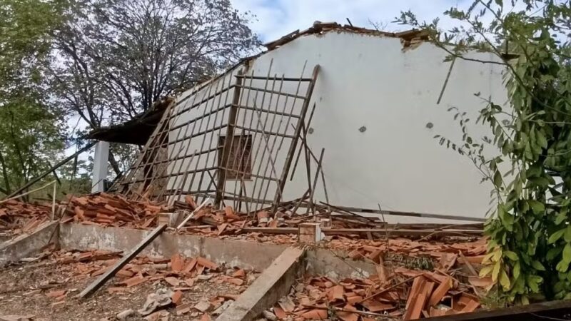 Teto de imóvel desaba e 10 pessoas ficam feridas durante evento religioso em Campo Maior