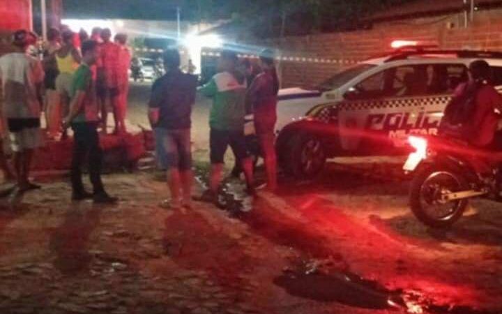 Motociclista é perseguido e executado a tiros dentro de casa em Piripiri
