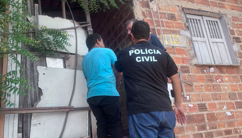 Falso pai de santo convenceu adolescente de que ela estava grávida para estuprá-la em ritual, diz polícia