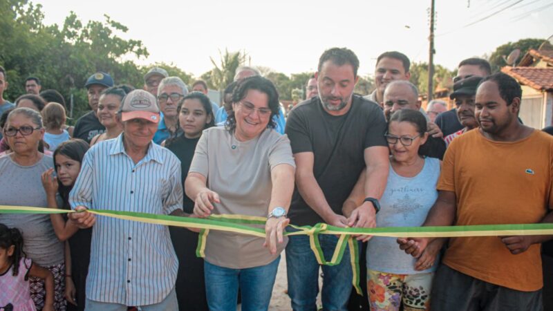 Prefeitura de Piripiri inaugura calçamento no bairro Crioli