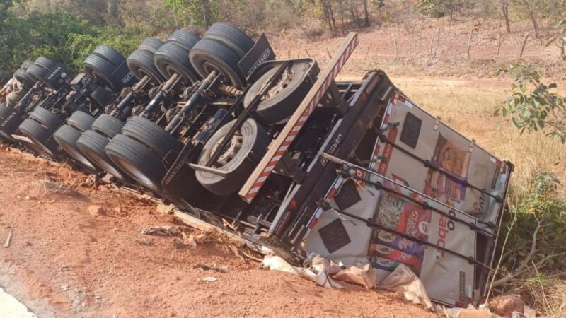 PRF prende condutor por embriaguez ao volante após acidente na BR-135 em Corrente