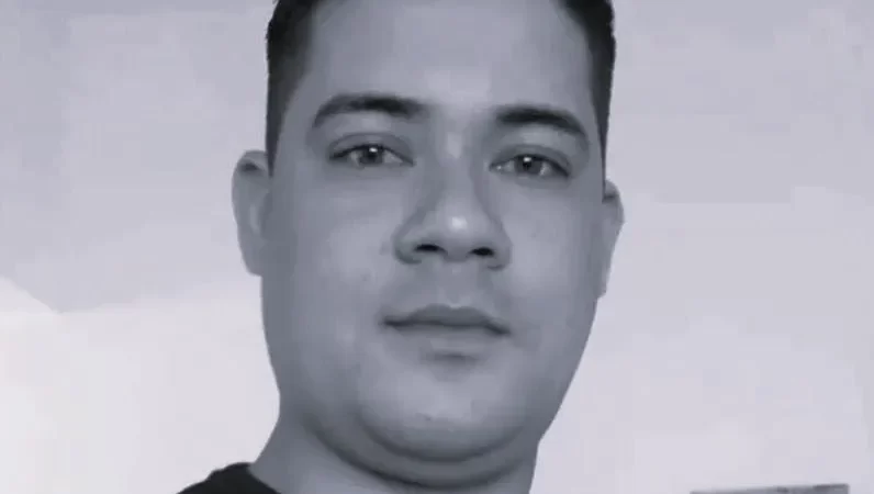 Homem morre em acidente entre carro e motocicleta na zona rural de Pedro II; motorista fugiu do local