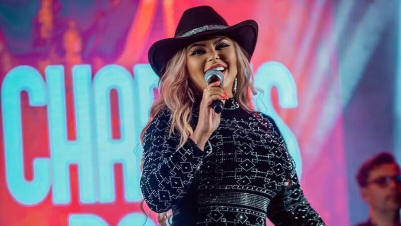 Morre ex-cantora das bandas Forró do Muído e Capim com Mel em Recife