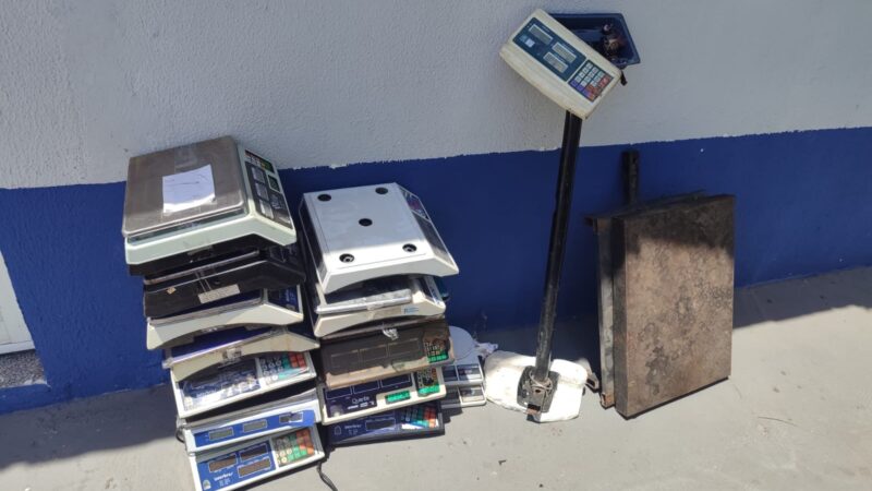 Instituto de Metrologia apreende balanças irregulares em Piripiri