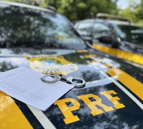 PRF prende foragido da Justiça com extenso histórico criminal durante fiscalização na BR-343, em Teresina
