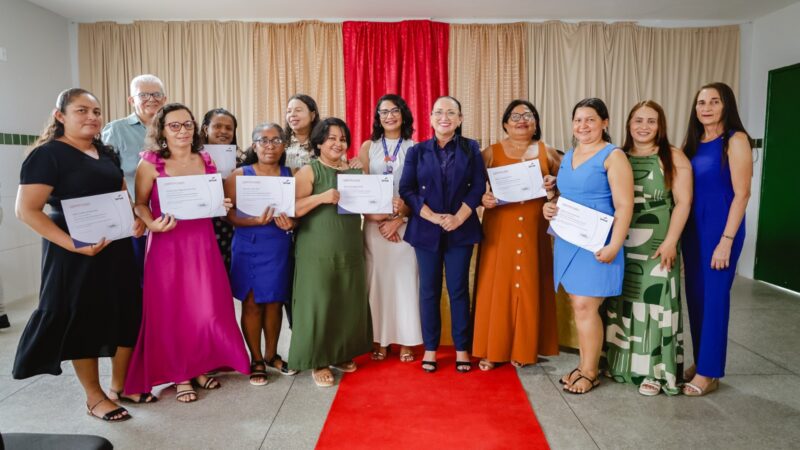 SEDUC entrega certificados do curso de Merendeira Escolar em Piripiri
