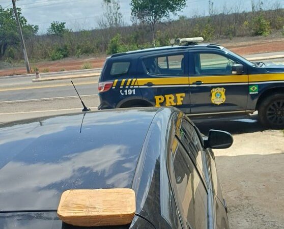 PRF apreende pasta base de cocaína durante operação no litoral do Piauí