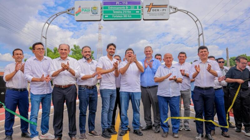 Governador inaugura rodovia e autoriza construção de rodoviária e reforma de estádio em São João da Fronteira