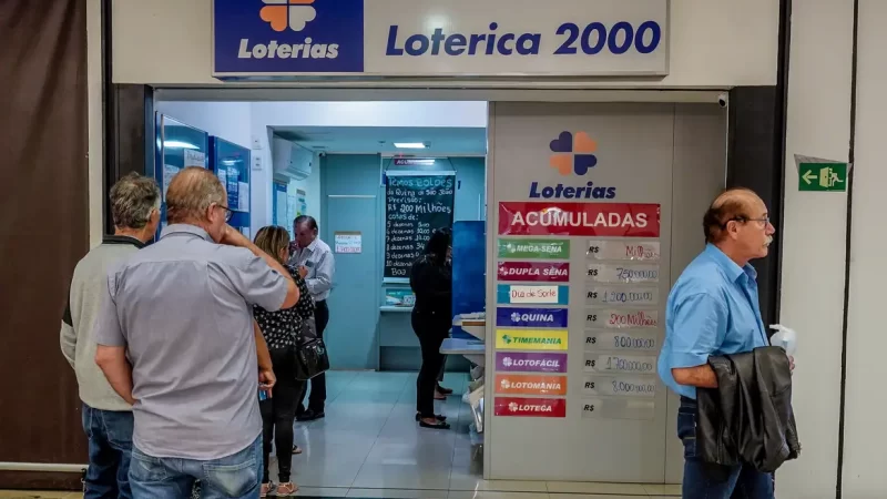 Mega-Sena acumula e prêmio principal vai para R$ 92 milhões